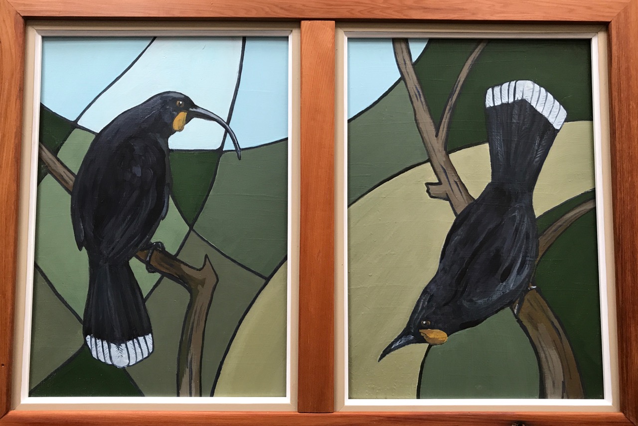 Huia pair